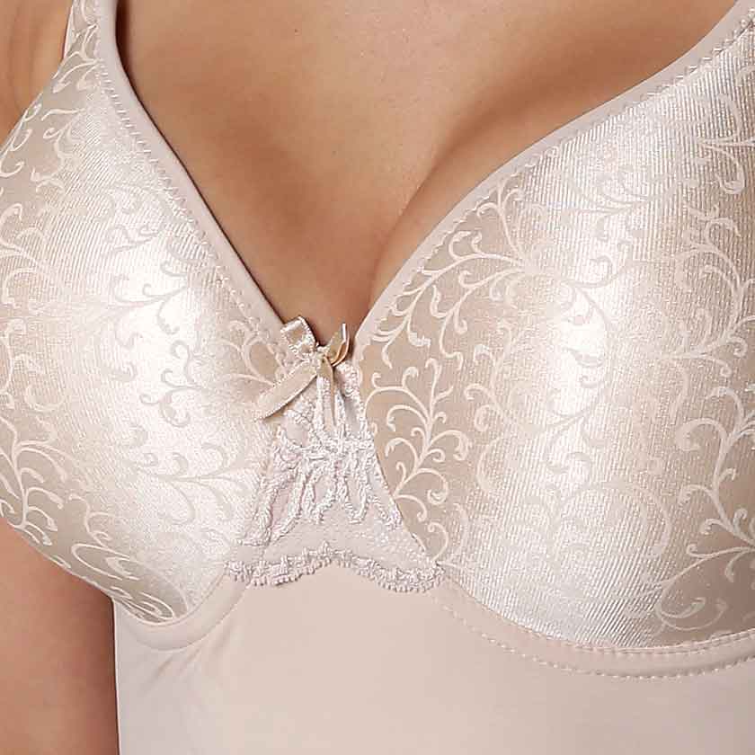 Silkee Long: Full-Coverage Longline Back-Smoothing Bra w/Underwire Soft-Cup  Minimizer, Nude, Large : : Clothing, Shoes & Accessories